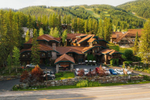 Kandahar Lodge on Whitefish Mountain - save 15%