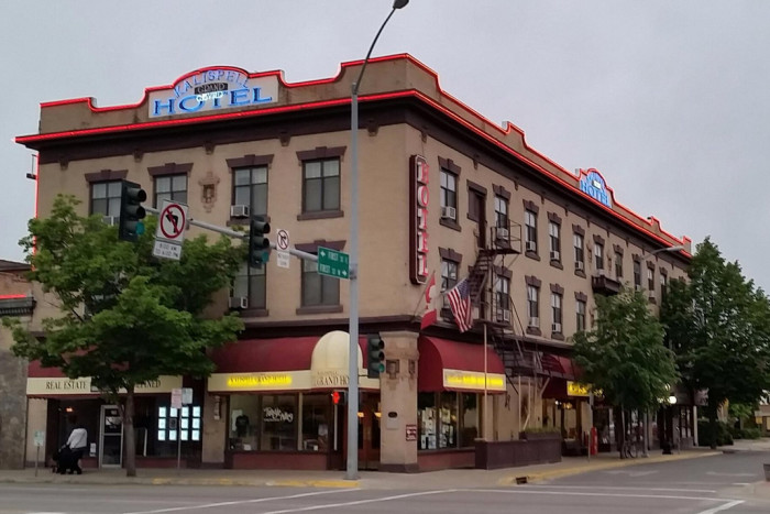 Kalispell Grand Hotel — Kalispell, MT